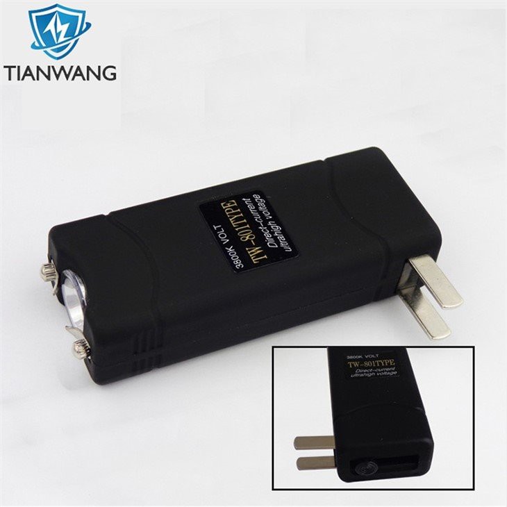 stun gun with flashlight